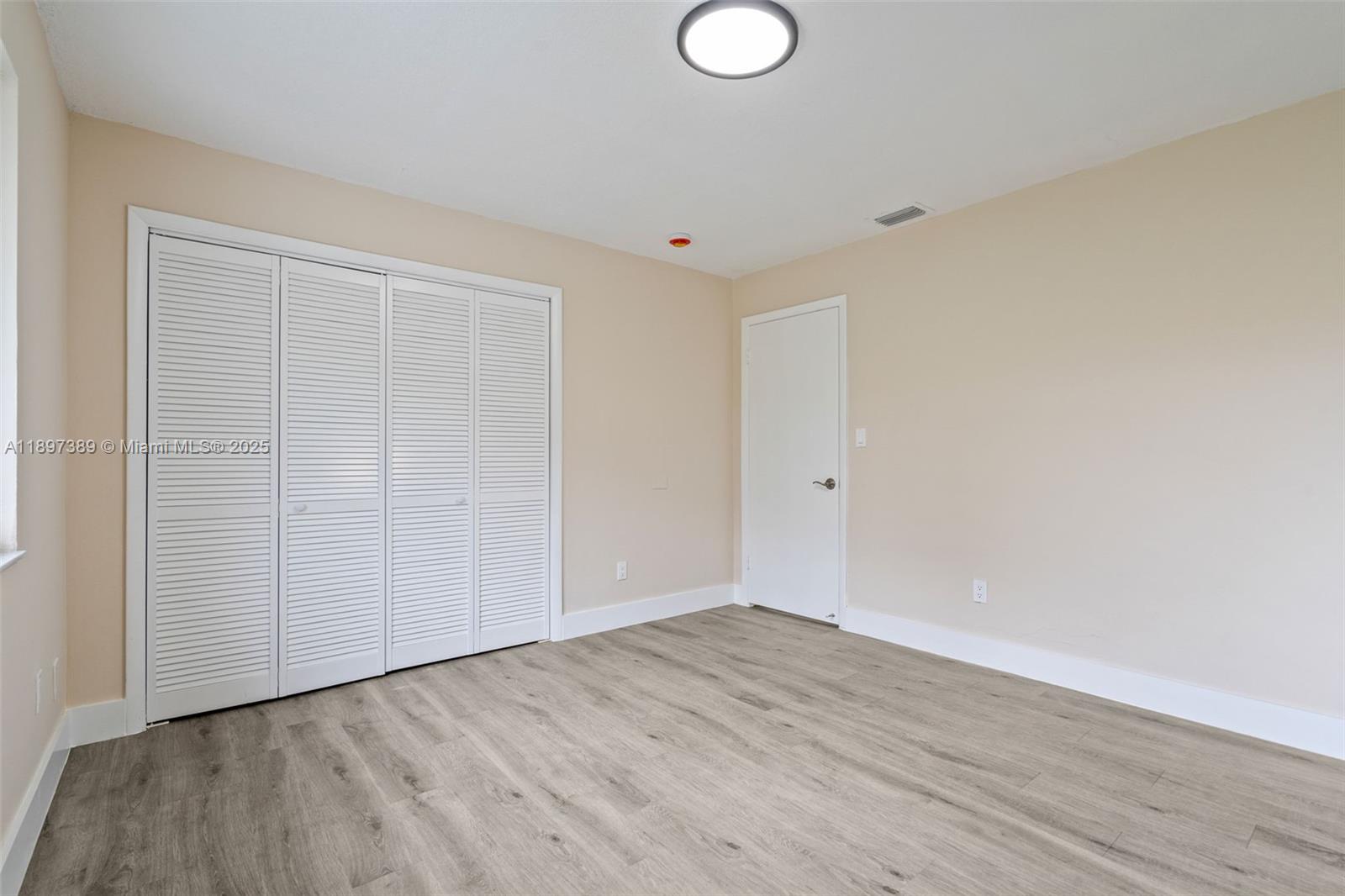 50 SW 26th Rd Miami, FL 33129