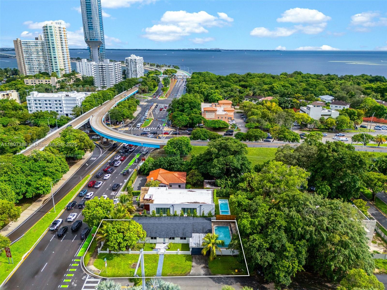 50 SW 26th Rd Miami, FL 33129