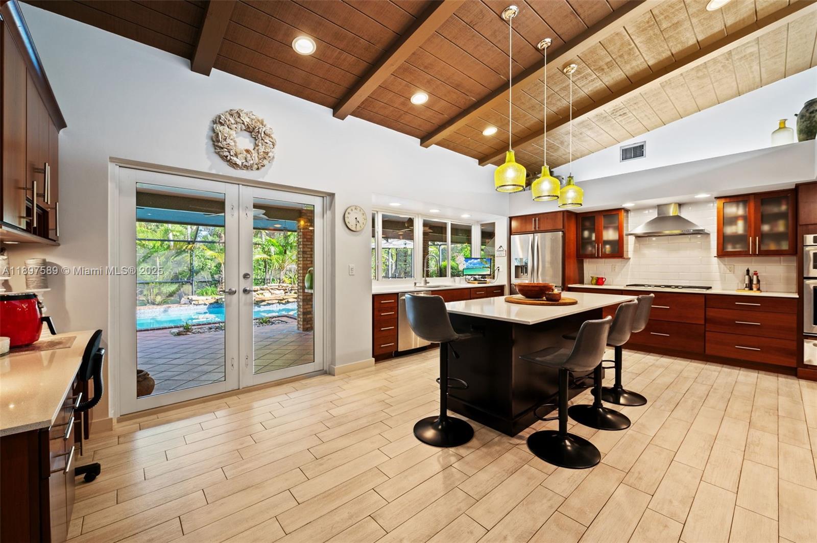 15625 SW 73rd Ct Palmetto Bay, FL 33157