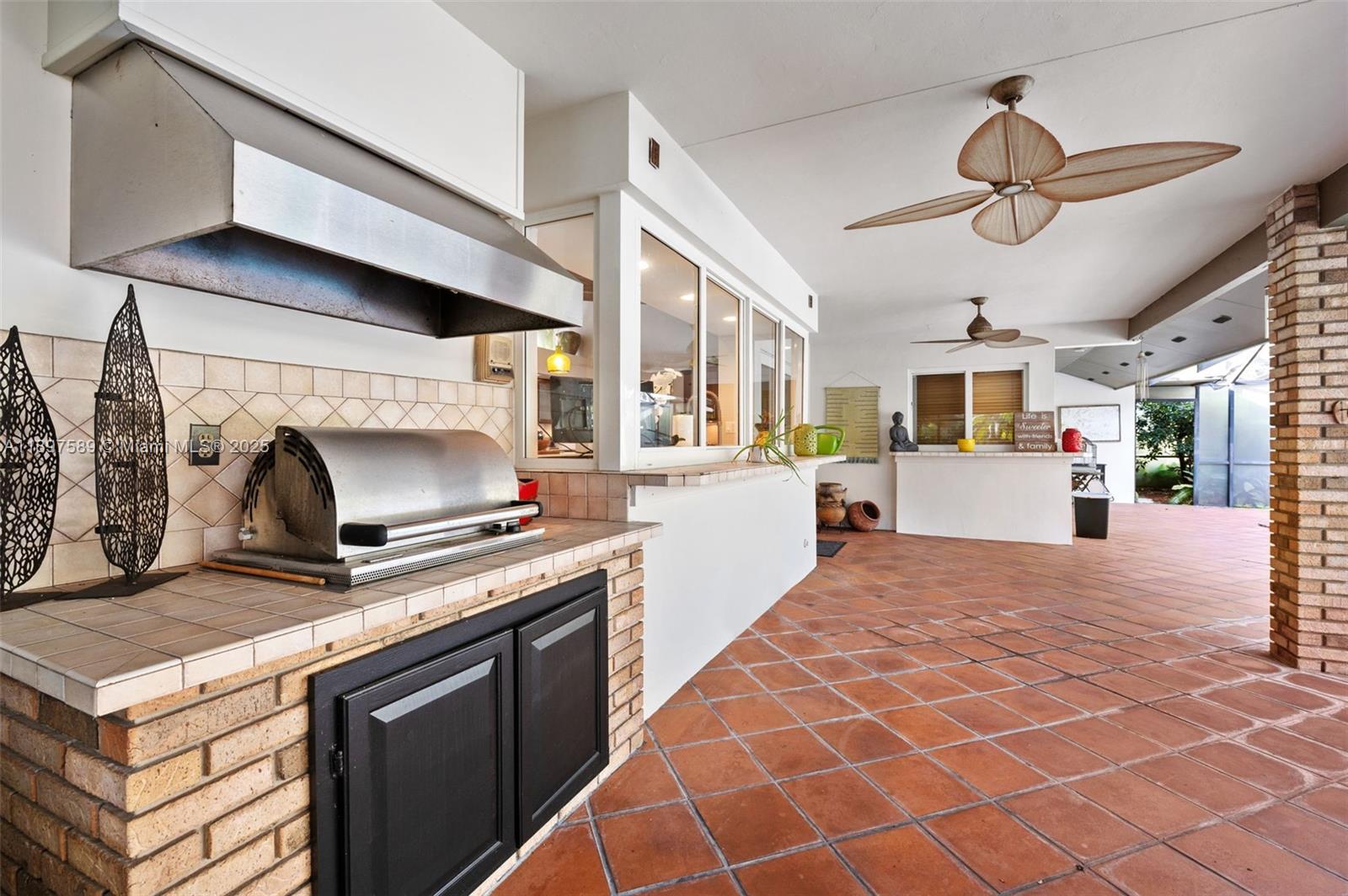 15625 SW 73rd Ct Palmetto Bay, FL 33157