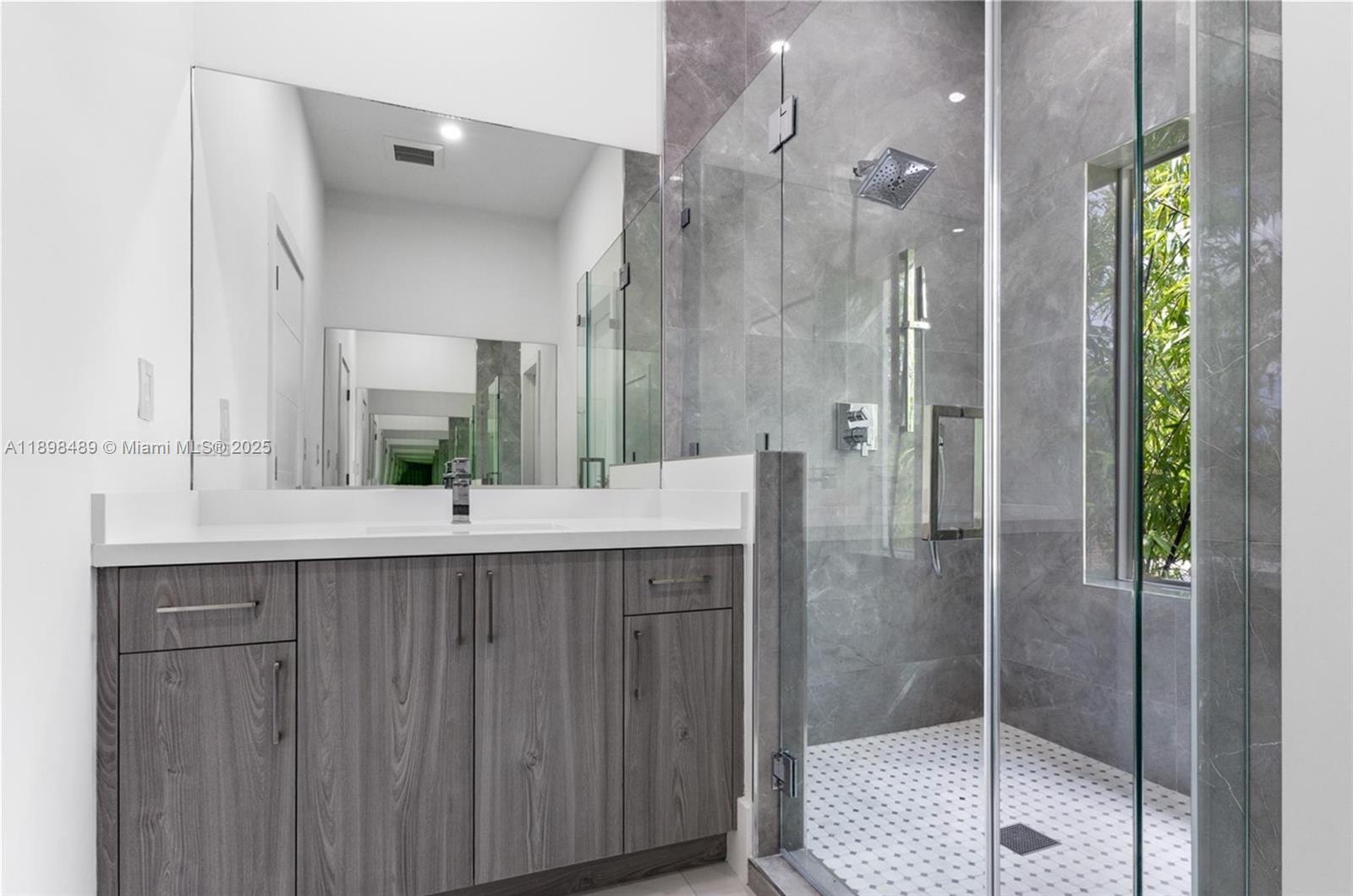 3140 Carter St #3140 Miami, FL 33133