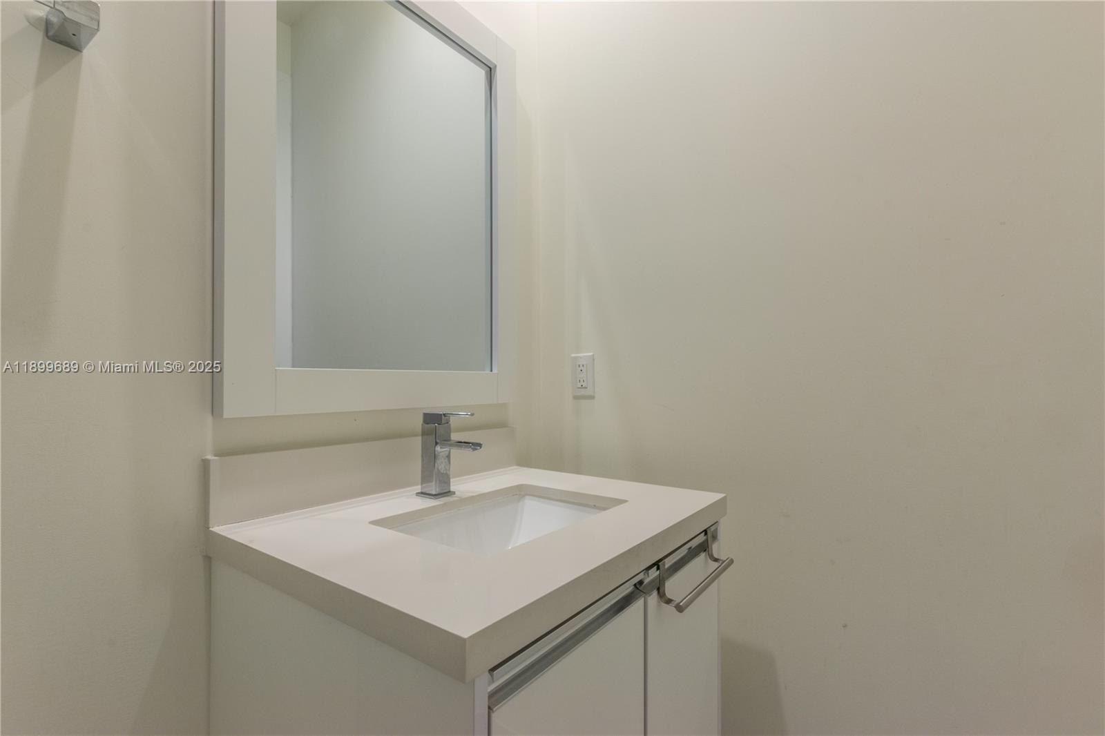 10245 NW 63rd Ter #207 Doral, FL 33178