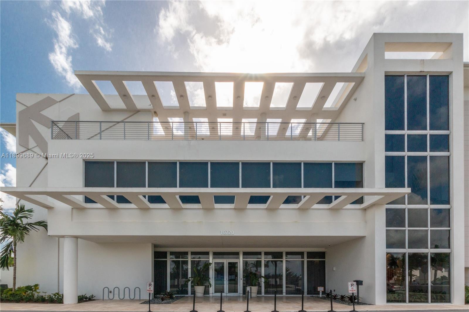 10245 NW 63rd Ter #207 Doral, FL 33178