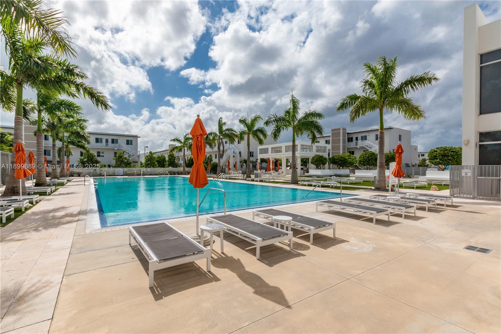 10245 NW 63rd Ter #207 Doral, FL 33178