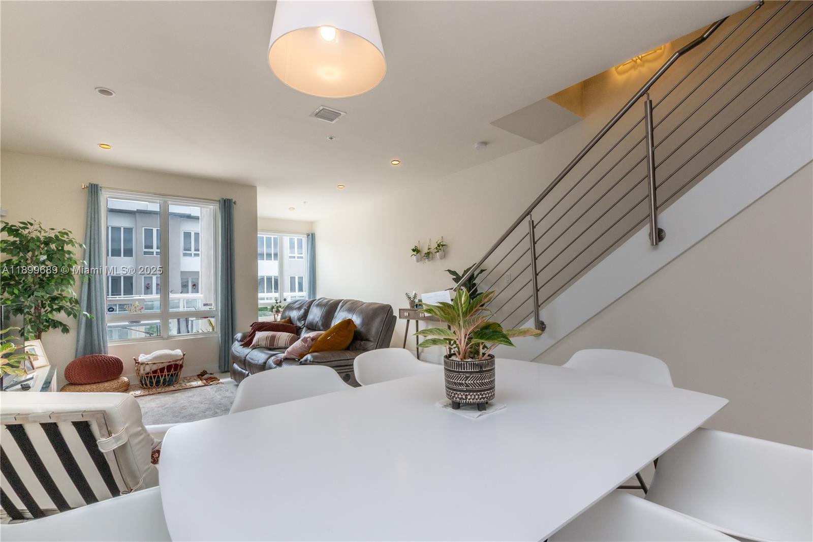 10245 NW 63rd Ter #207 Doral, FL 33178