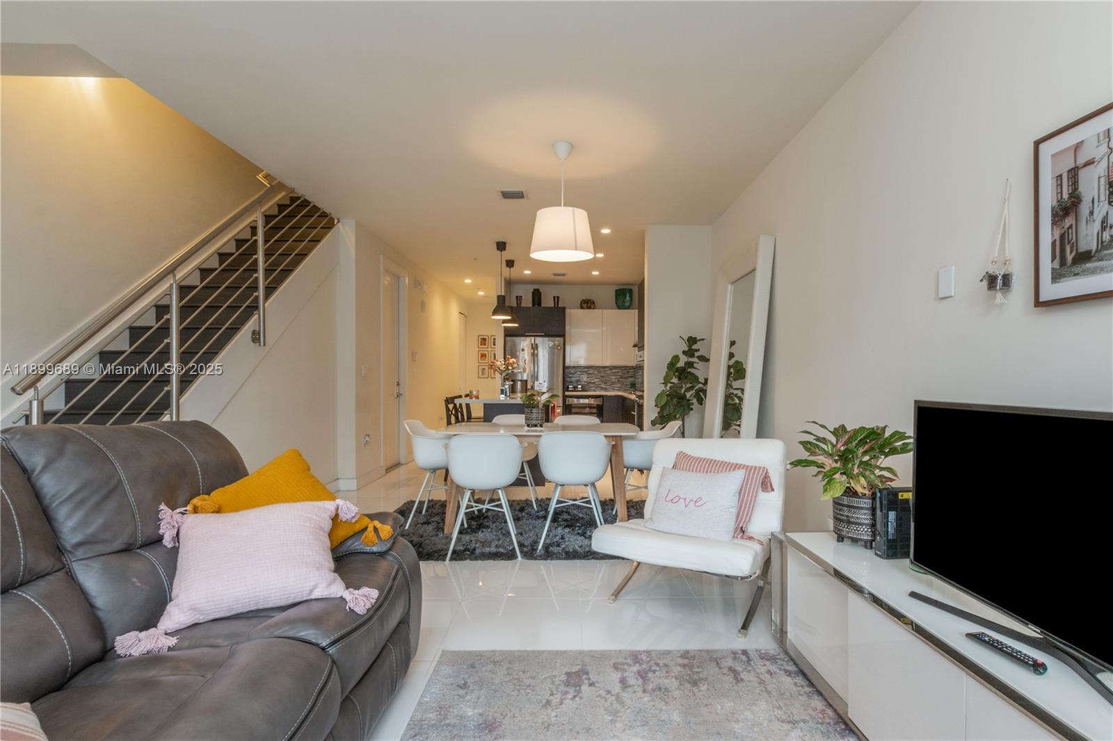 10245 NW 63rd Ter #207 Doral, FL 33178