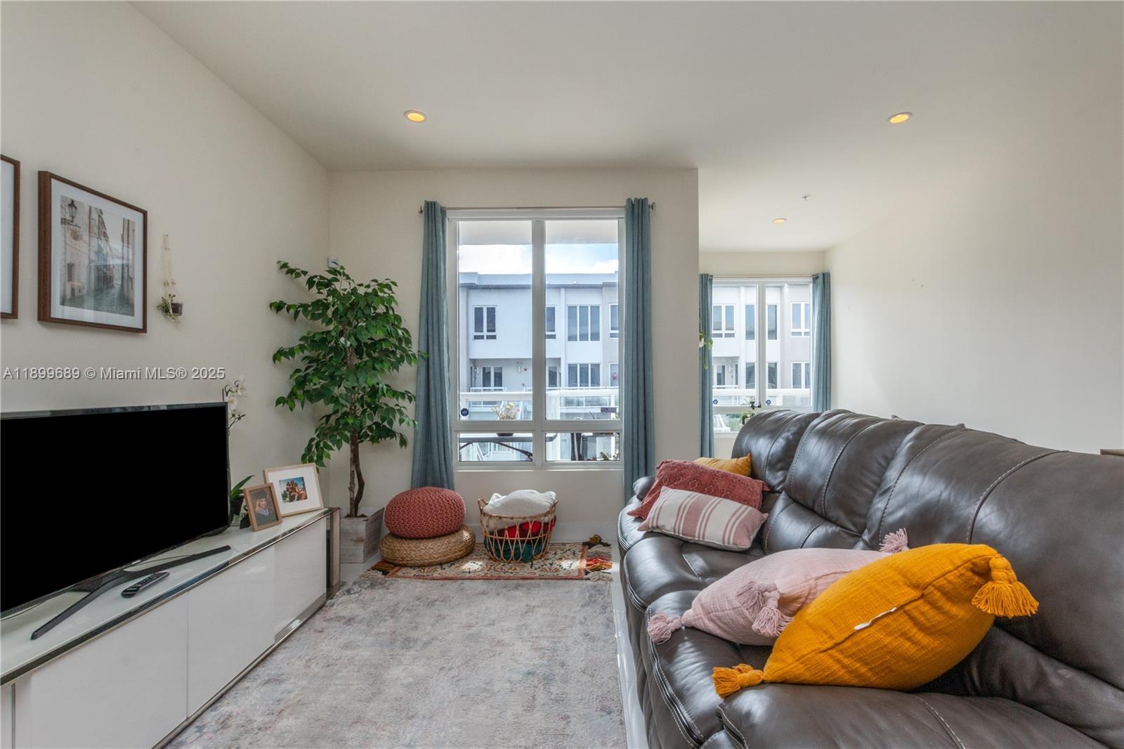 10245 NW 63rd Ter #207 Doral, FL 33178