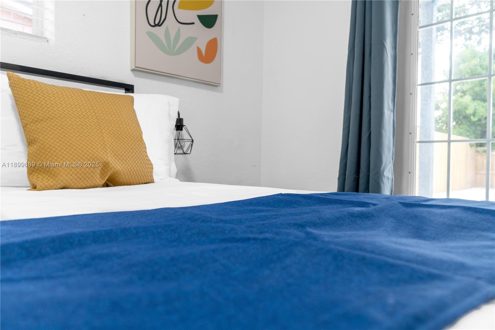 3961 NW 34th Ave Lauderdale Lakes, FL 33309