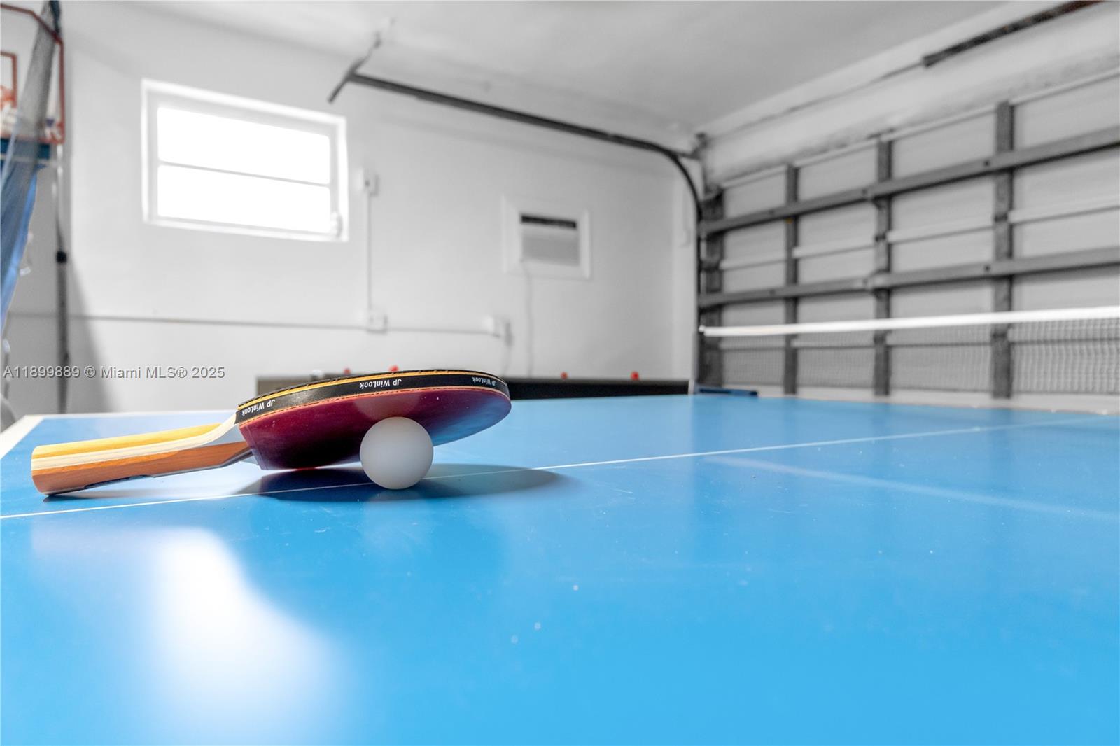 3961 NW 34th Ave Lauderdale Lakes, FL 33309