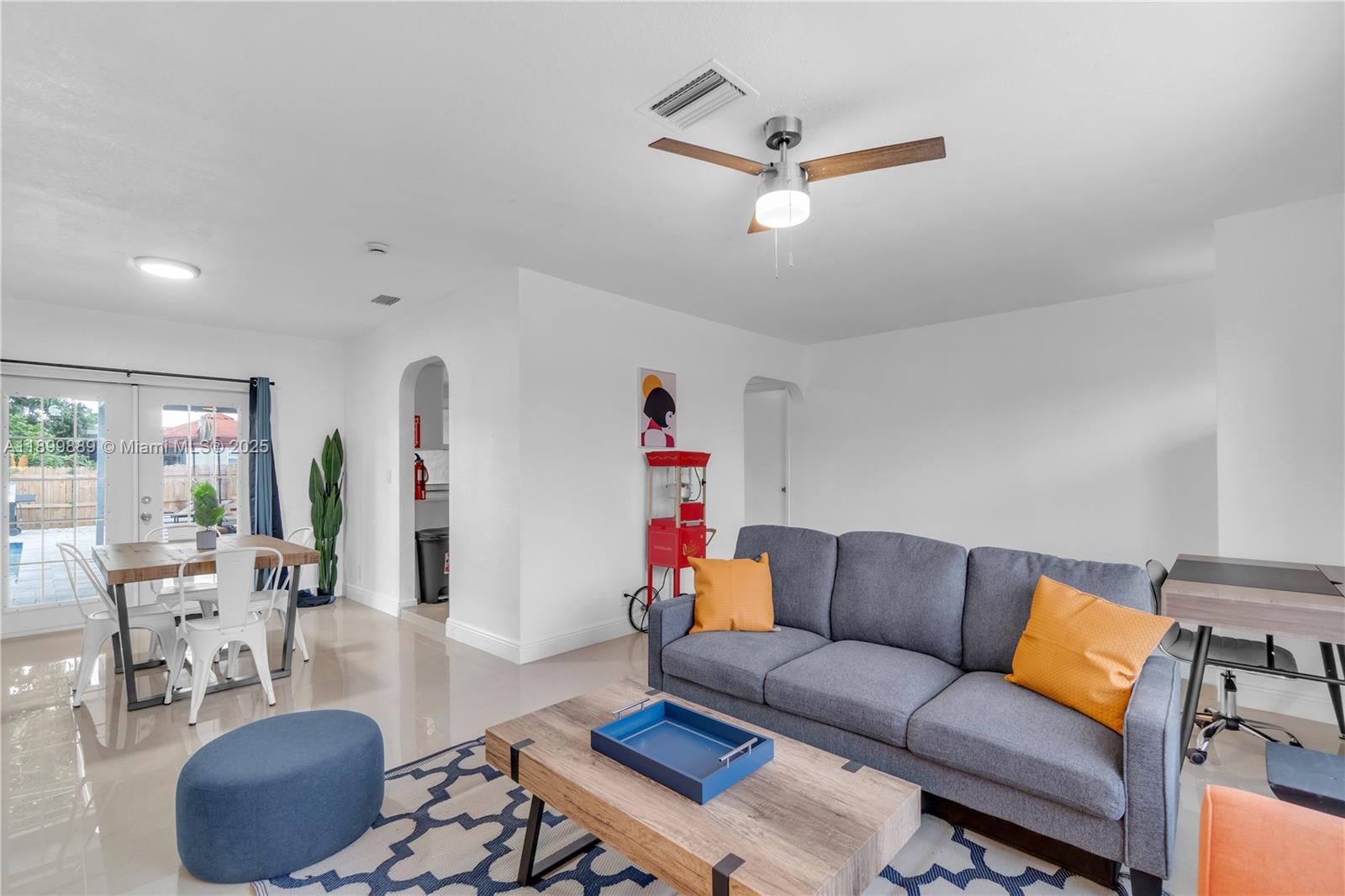 3961 NW 34th Ave Lauderdale Lakes, FL 33309