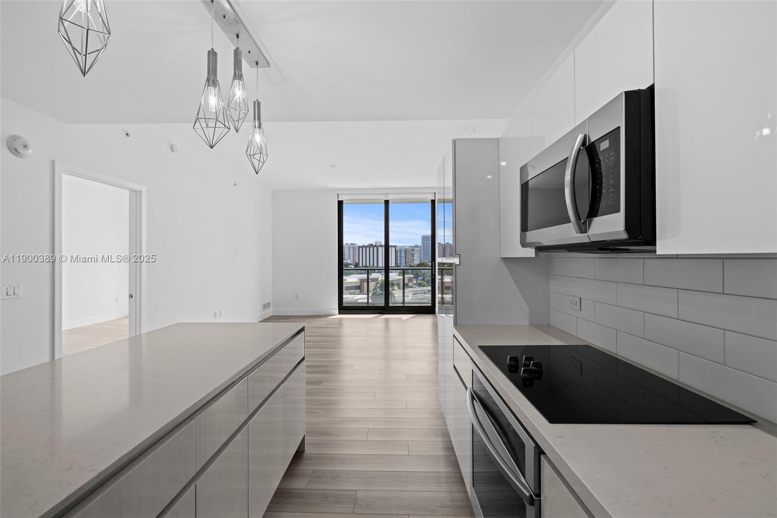 101 Diplomat Pkwy #604 Hallandale Beach, FL 33009