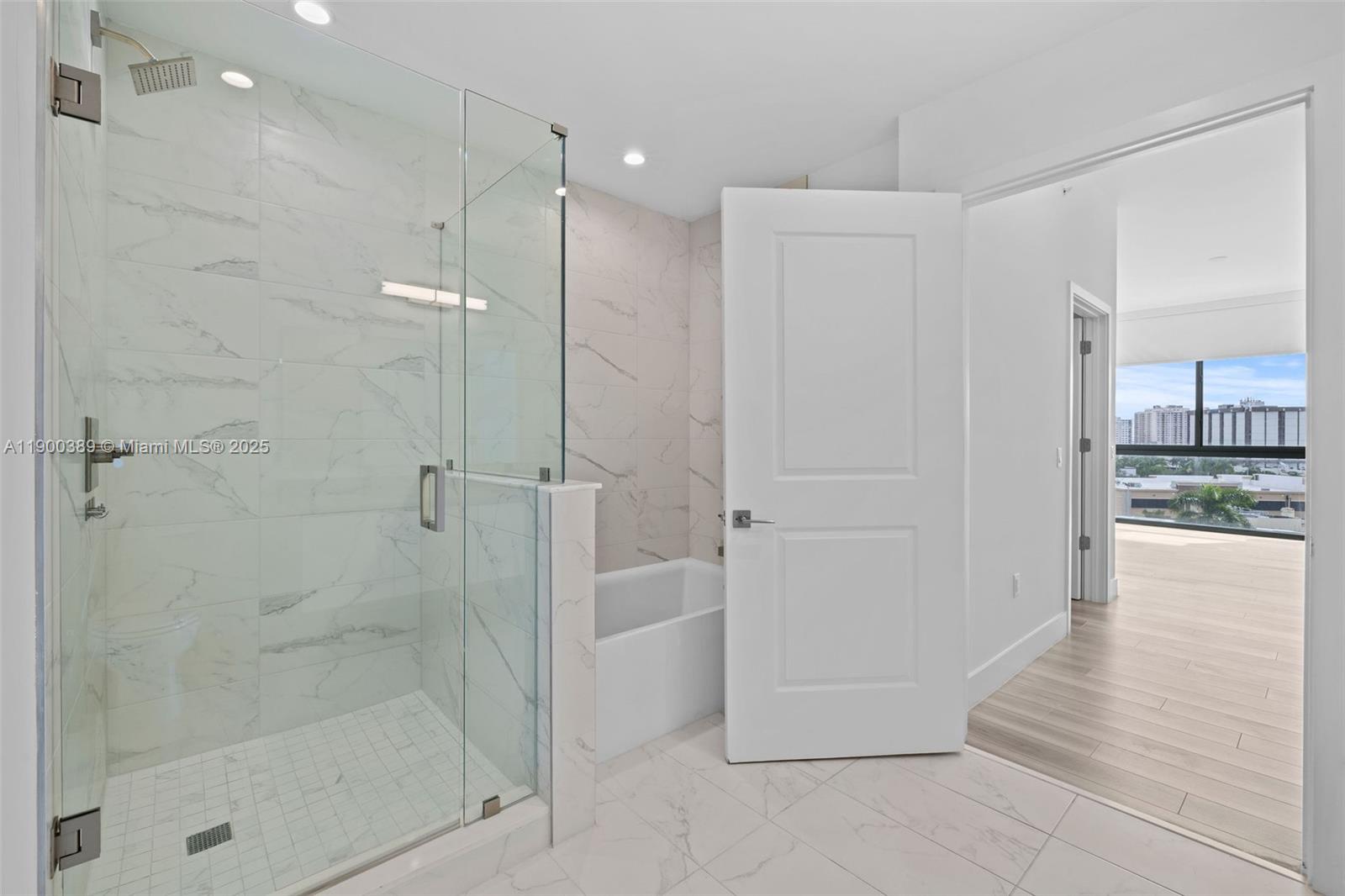 101 Diplomat Pkwy #604 Hallandale Beach, FL 33009