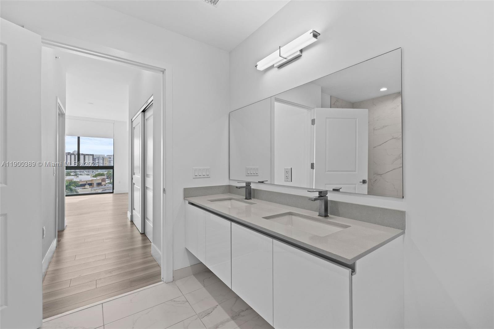 101 Diplomat Pkwy #604 Hallandale Beach, FL 33009