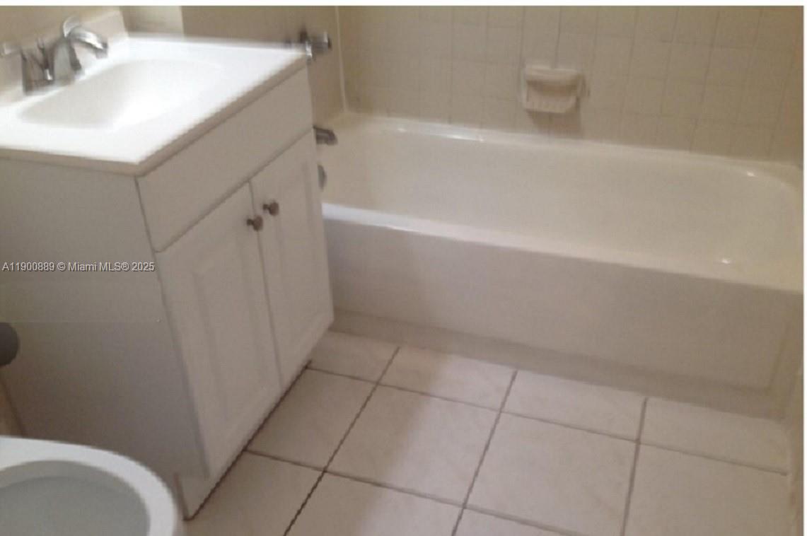 6020 SW 68th St #60 South Miami, FL 33143