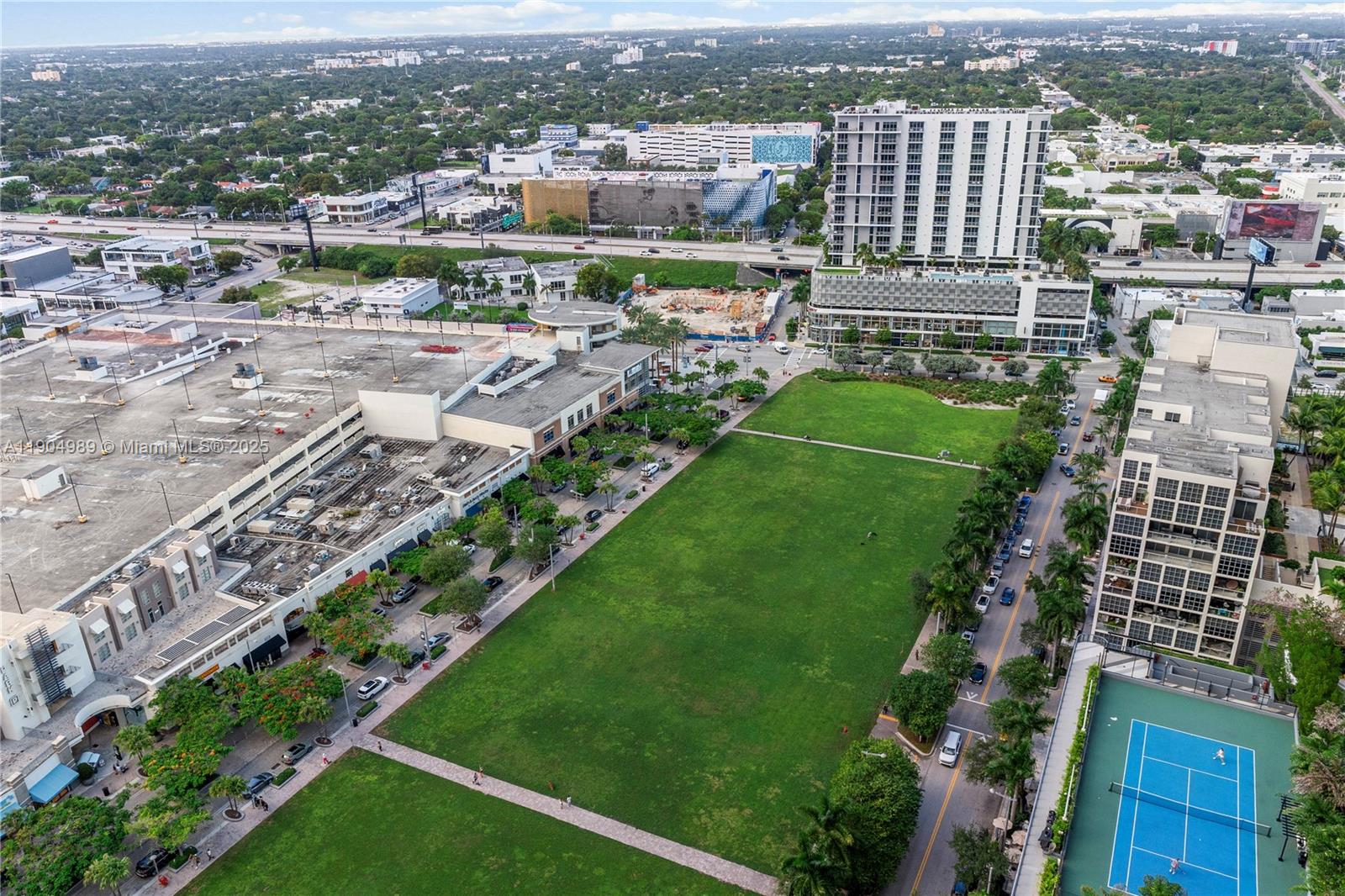 image Four Midtown Miami Condo19