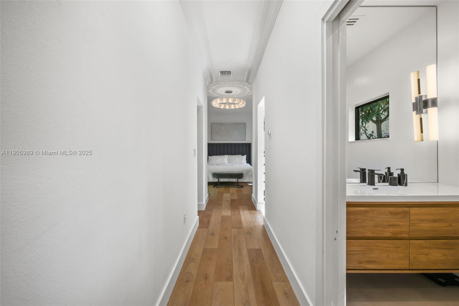 1060 NE 95th St Miami Shores, FL 33138