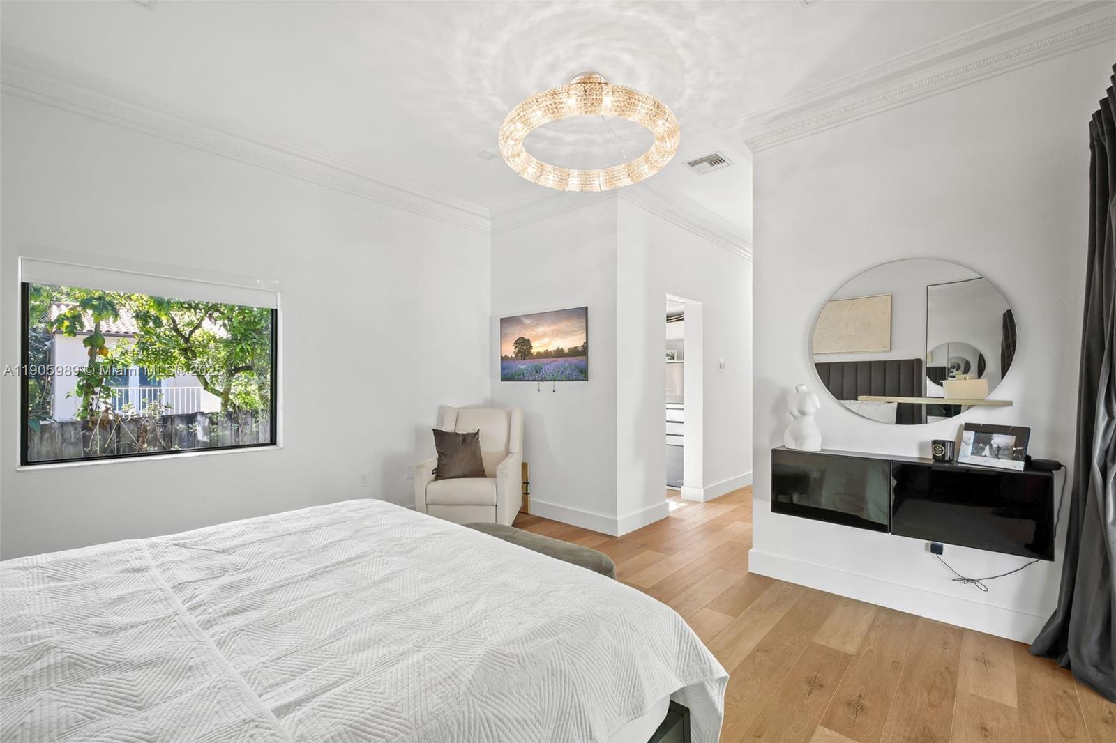 1060 NE 95th St Miami Shores, FL 33138