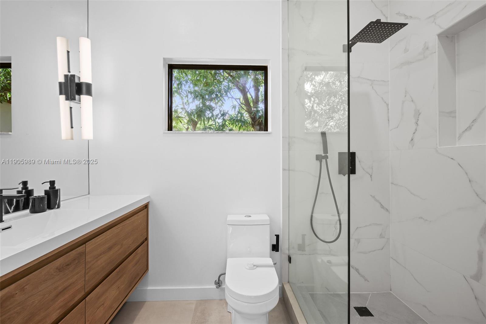 1060 NE 95th St Miami Shores, FL 33138