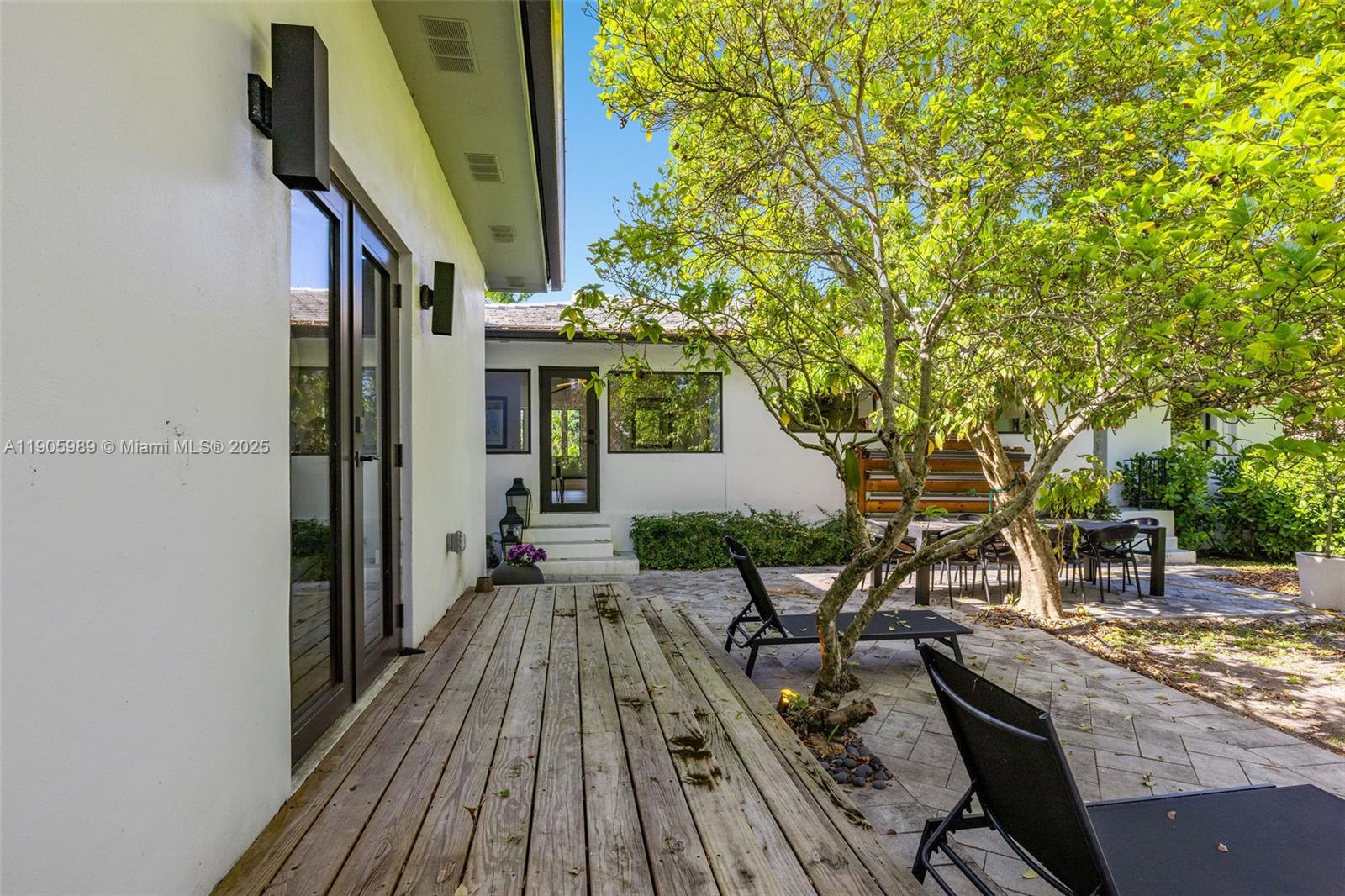 1060 NE 95th St Miami Shores, FL 33138