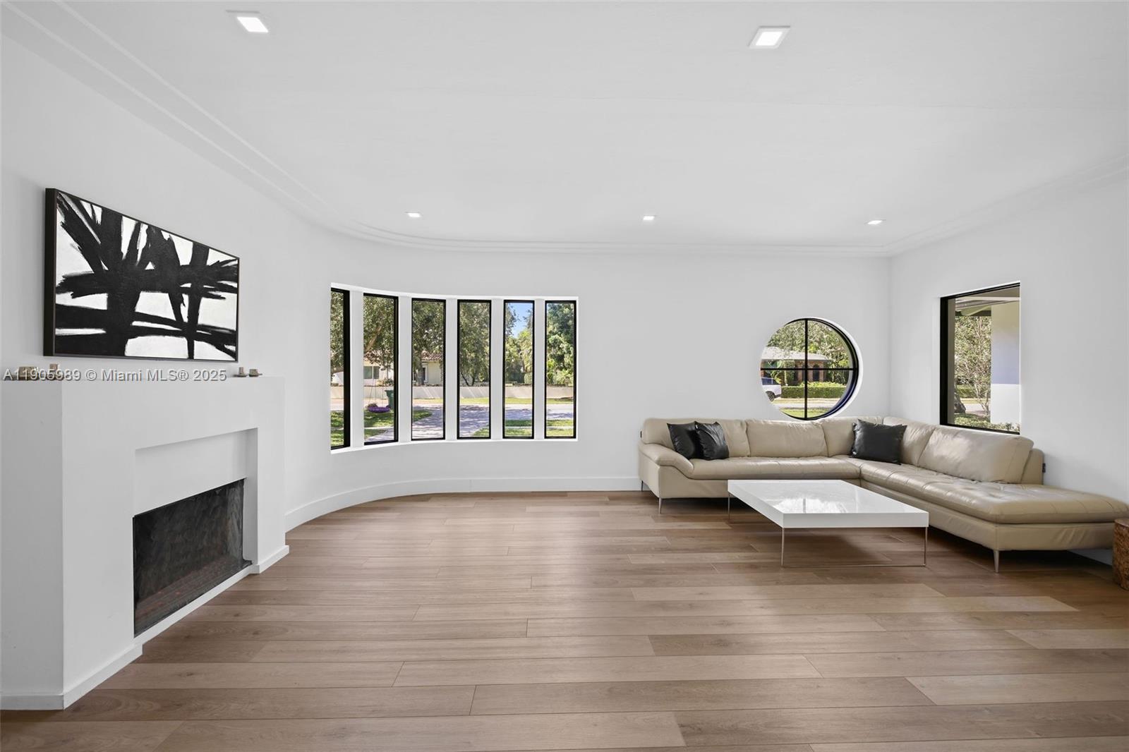 1060 NE 95th St Miami Shores, FL 33138