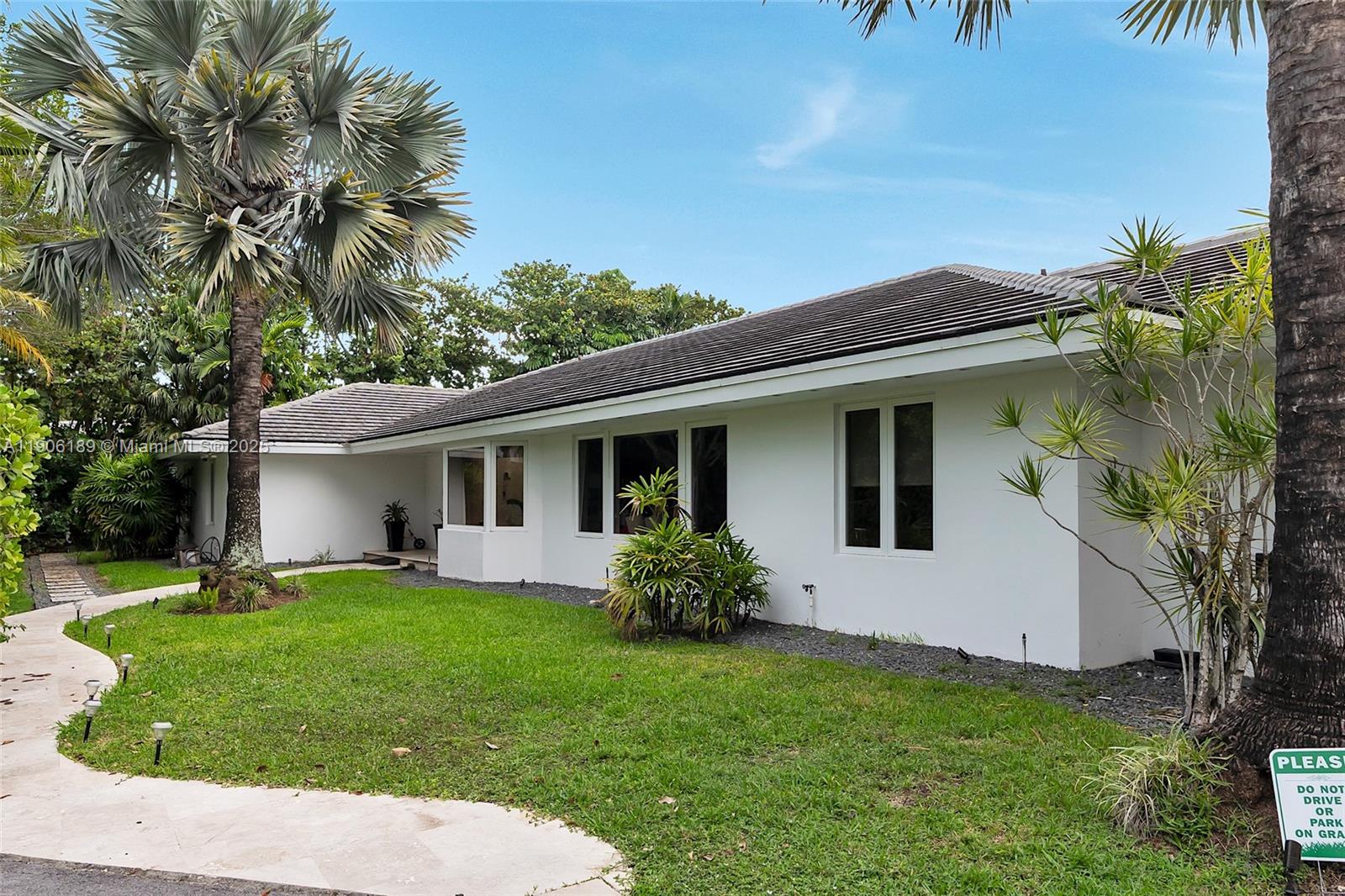 415 Rovino Ave Coral Gables, FL 33156