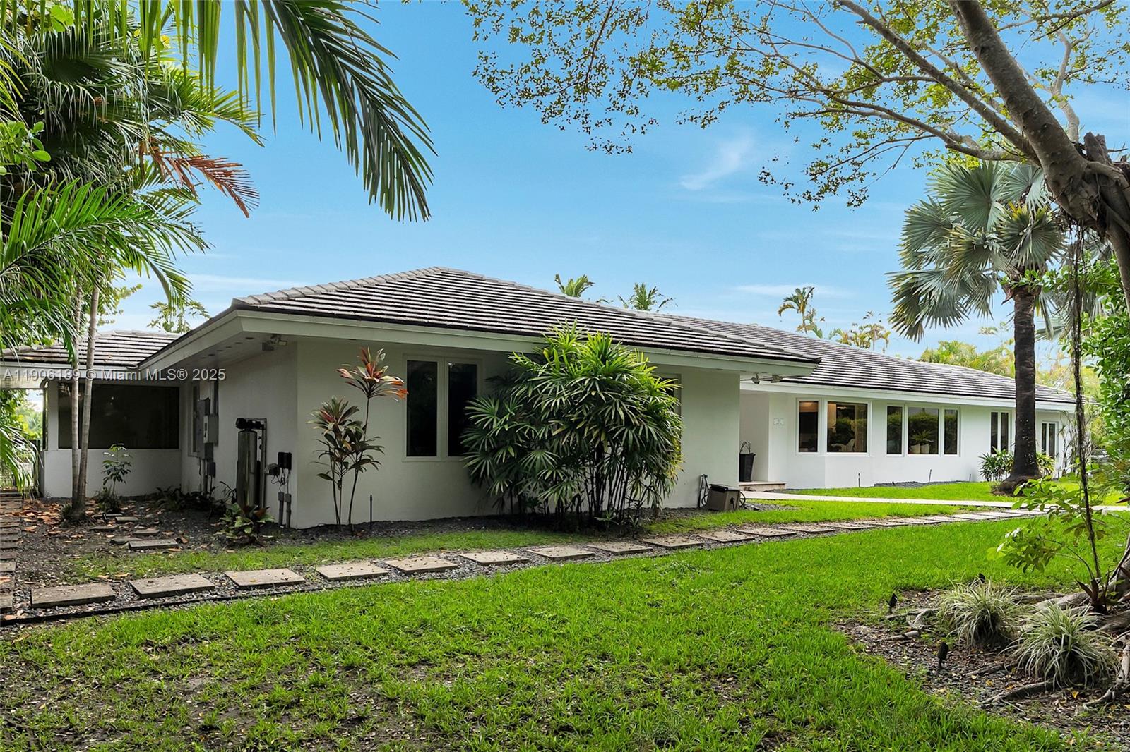 415 Rovino Ave Coral Gables, FL 33156