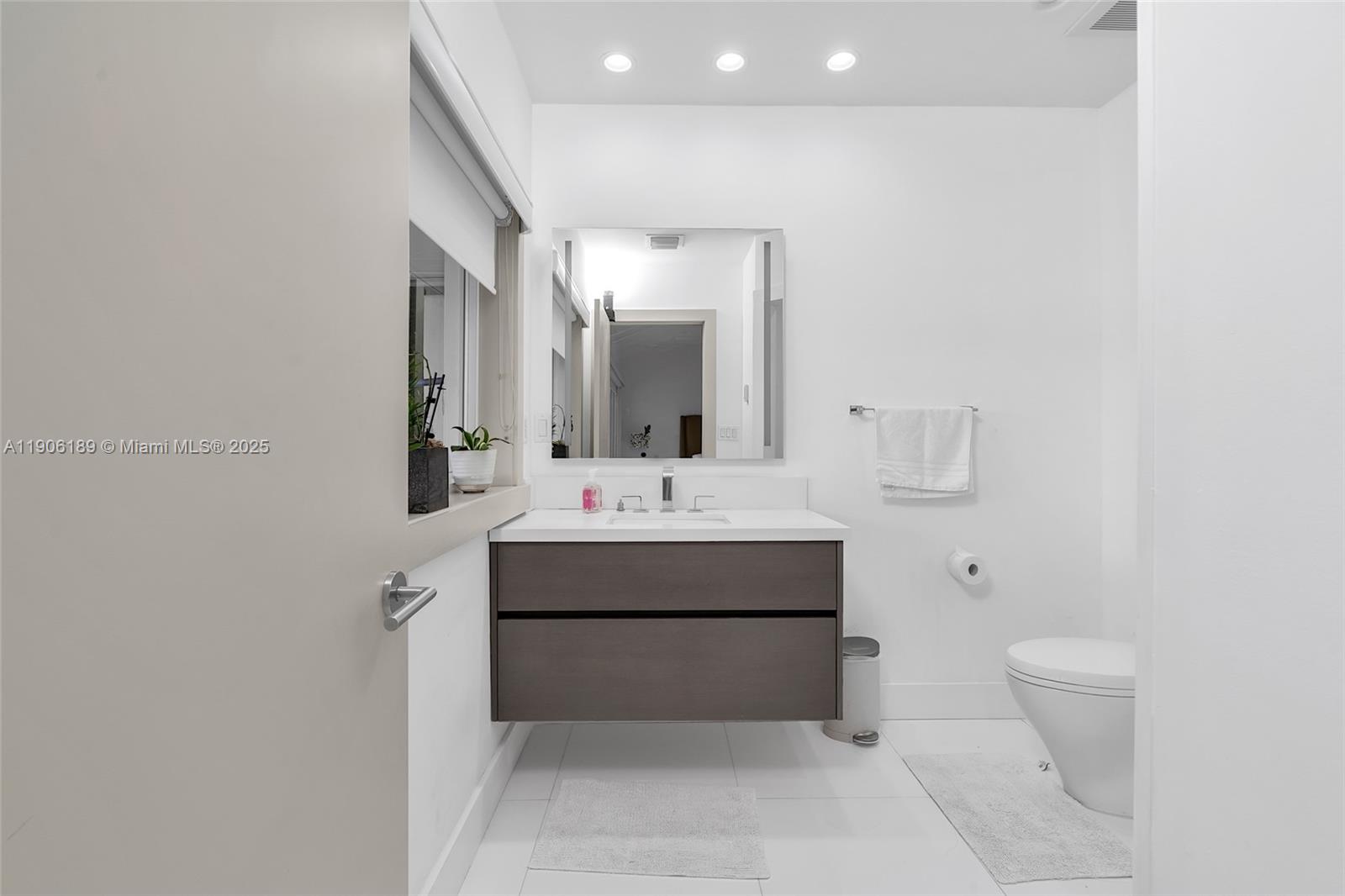 415 Rovino Ave Coral Gables, FL 33156