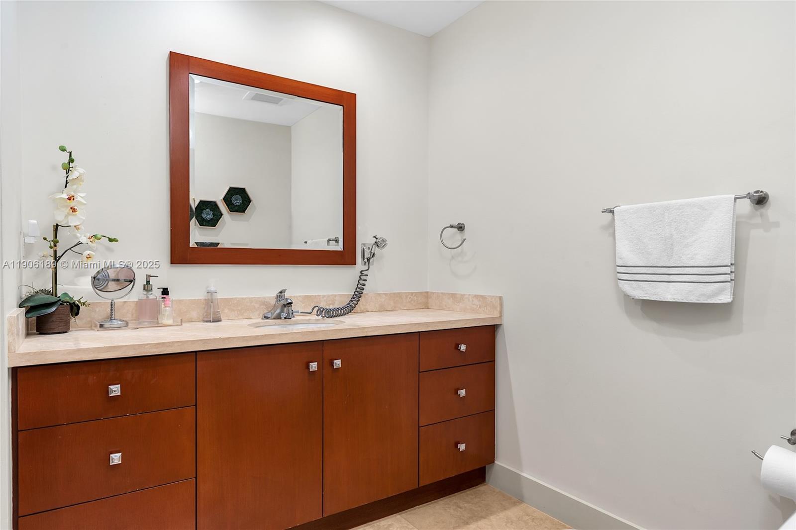 415 Rovino Ave Coral Gables, FL 33156