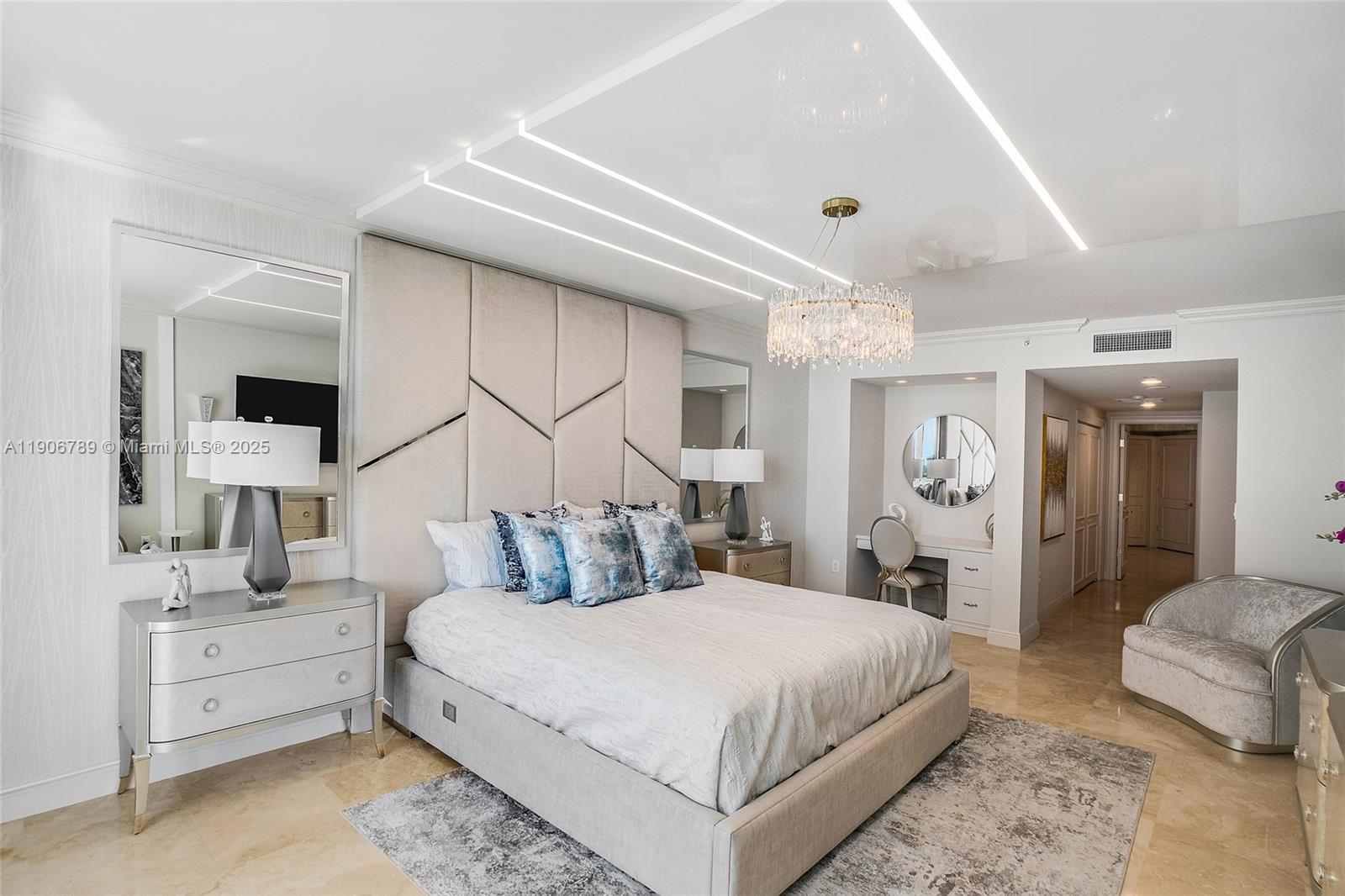 20201 E Country Clb Dr #1903 Aventura, FL 33180