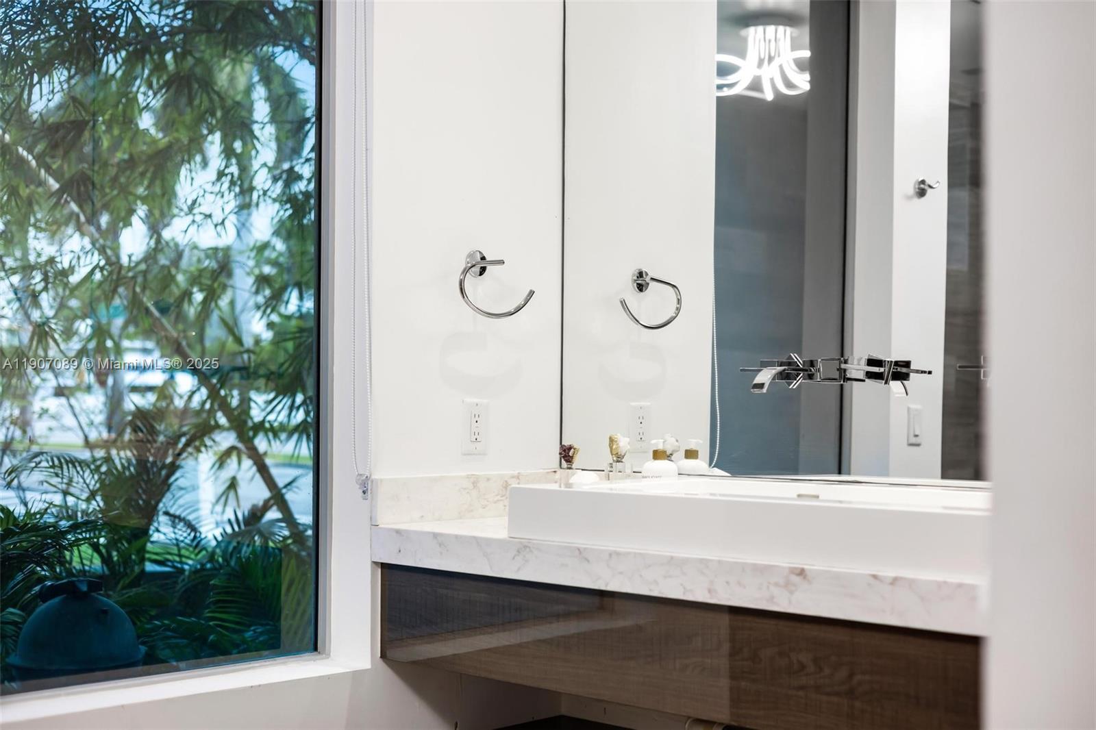 300 Royal Plz Dr Fort Lauderdale, FL 33301