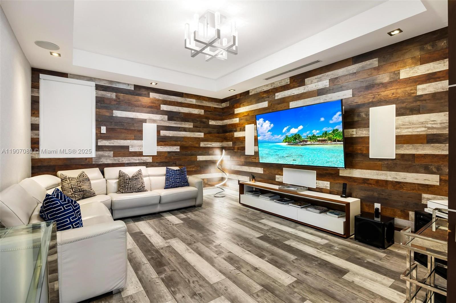 300 Royal Plz Dr Fort Lauderdale, FL 33301