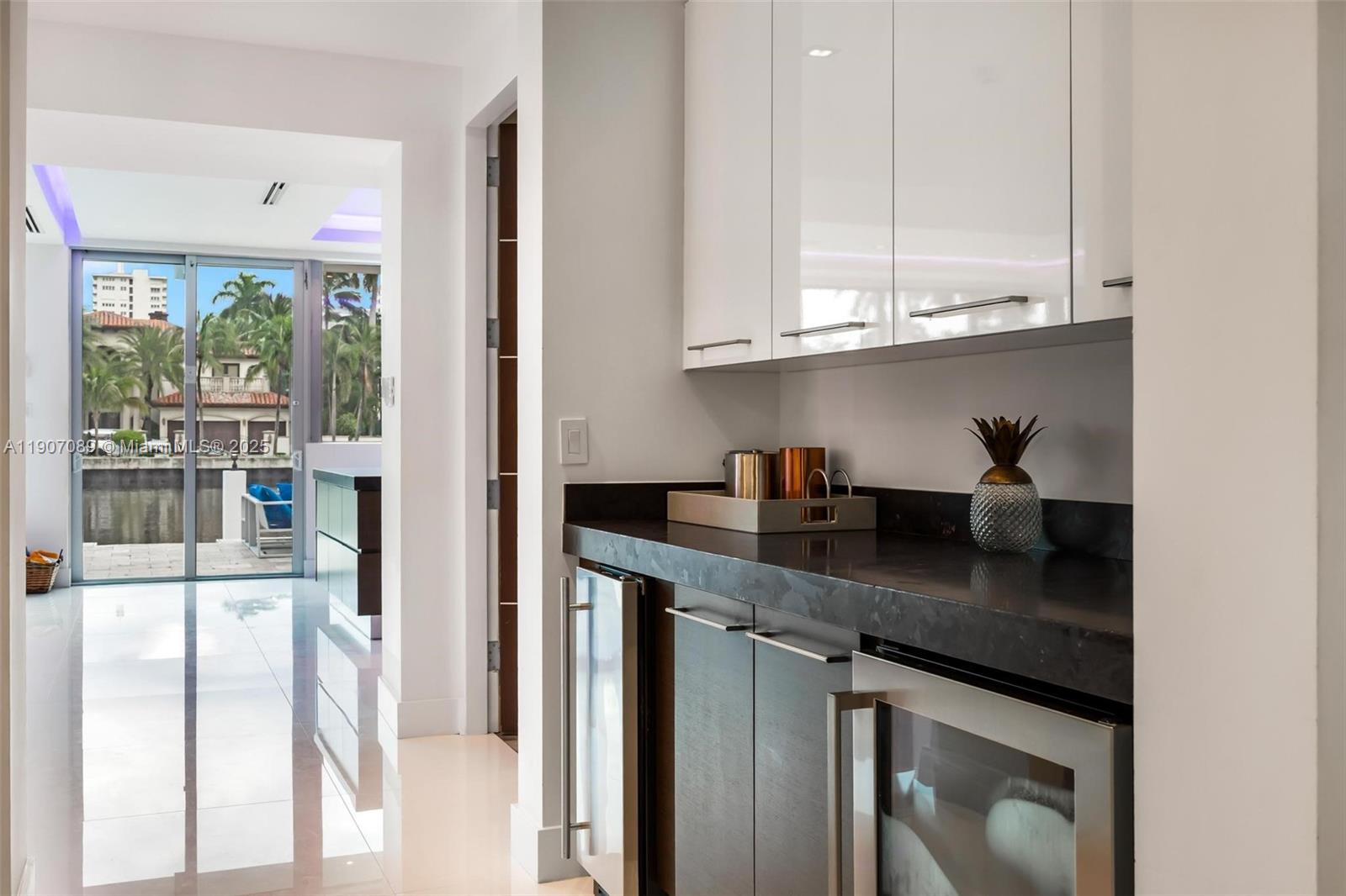 300 Royal Plz Dr Fort Lauderdale, FL 33301