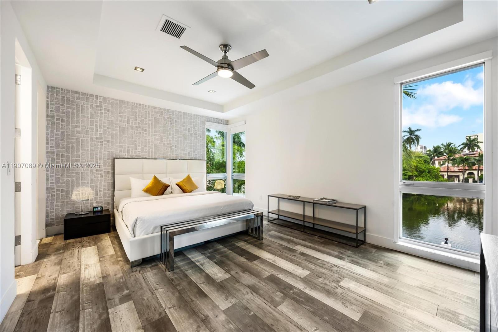 300 Royal Plz Dr Fort Lauderdale, FL 33301