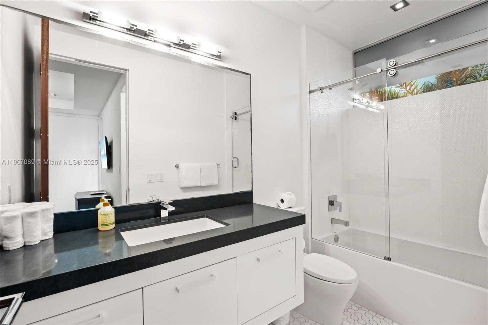 300 Royal Plz Dr Fort Lauderdale, FL 33301