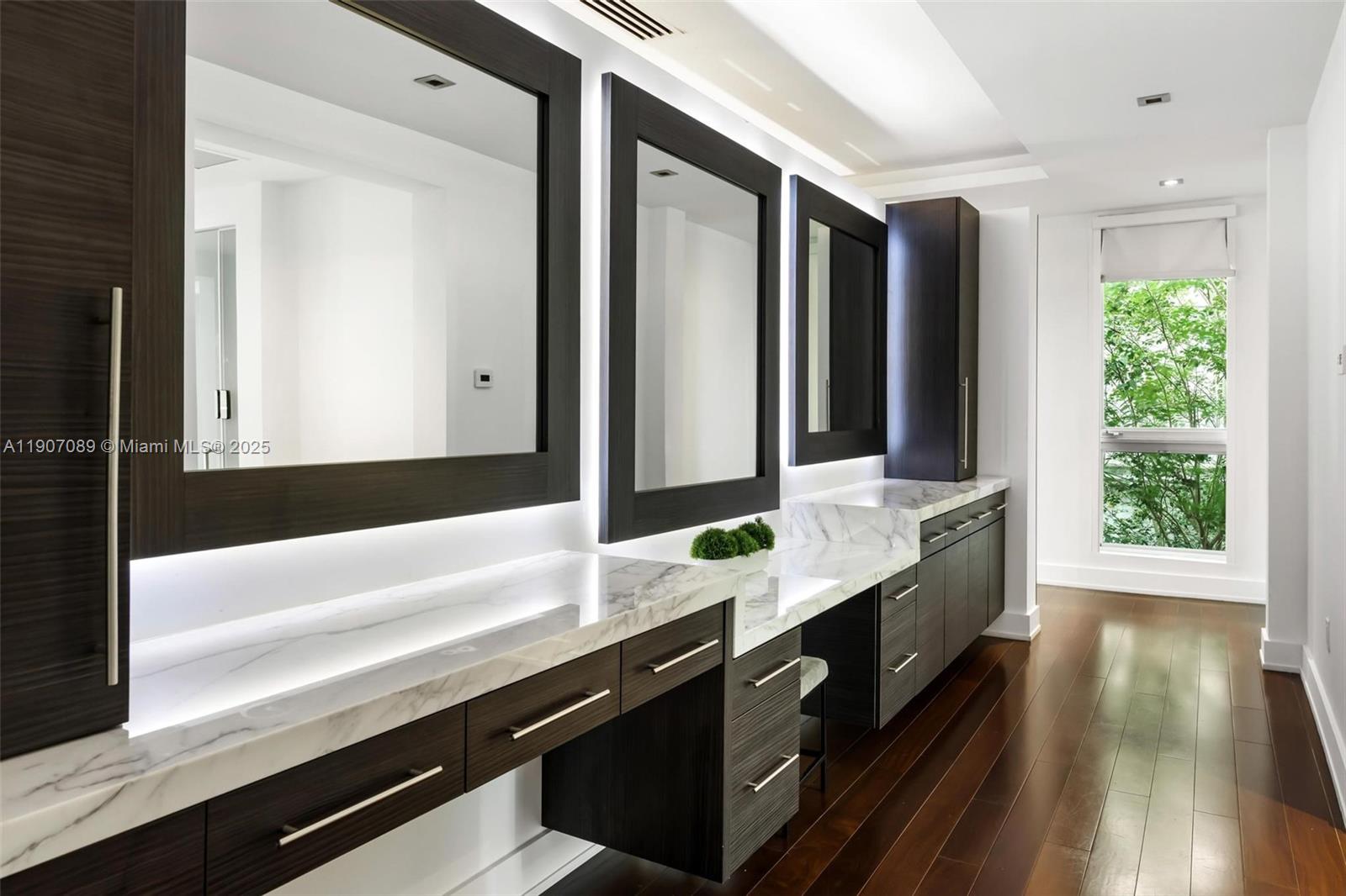 300 Royal Plz Dr Fort Lauderdale, FL 33301