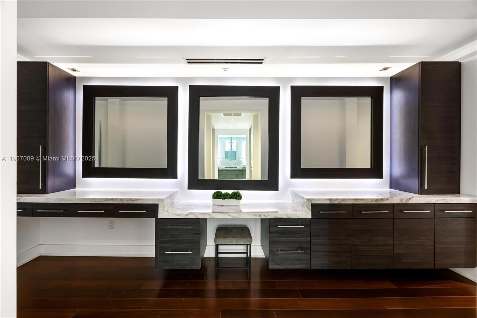 300 Royal Plz Dr Fort Lauderdale, FL 33301