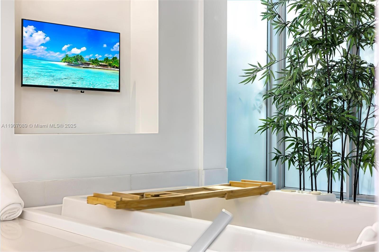 300 Royal Plz Dr Fort Lauderdale, FL 33301