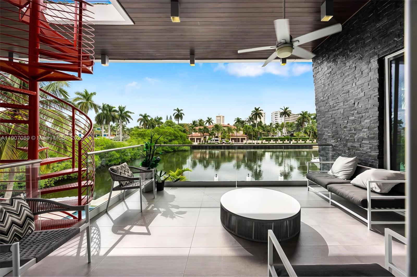 300 Royal Plz Dr Fort Lauderdale, FL 33301