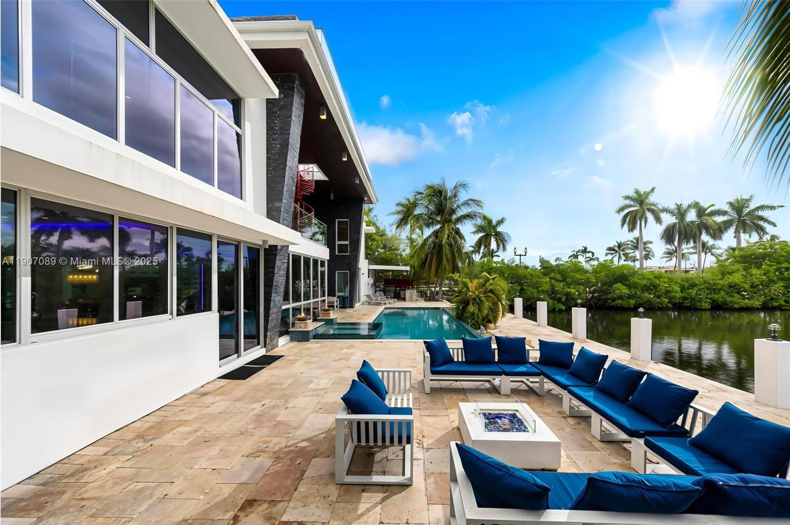 300 Royal Plz Dr Fort Lauderdale, FL 33301