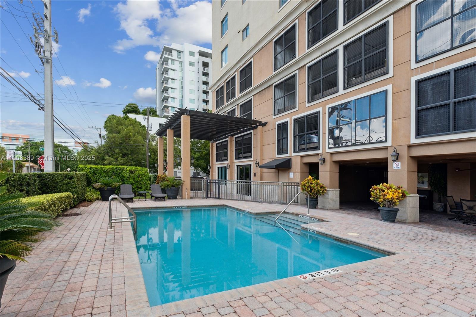 3590 Coral Way #804 Miami, FL 33145