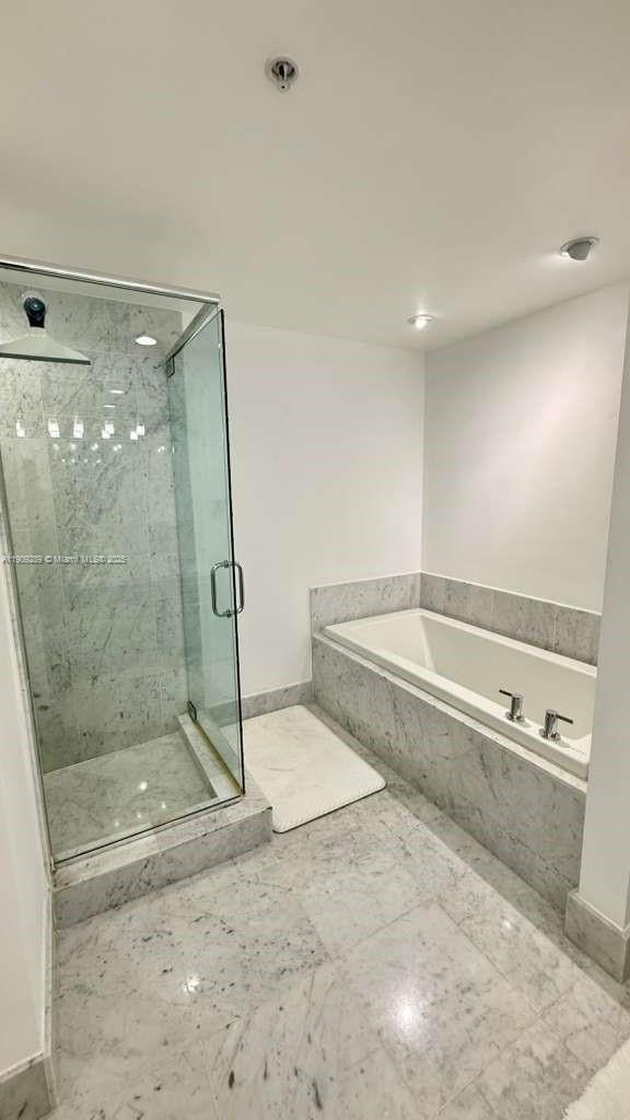 image Vizcayne South Condo10