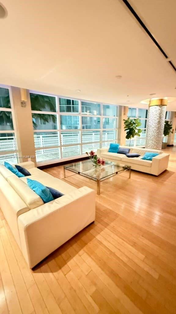 image Vizcayne South Condo36