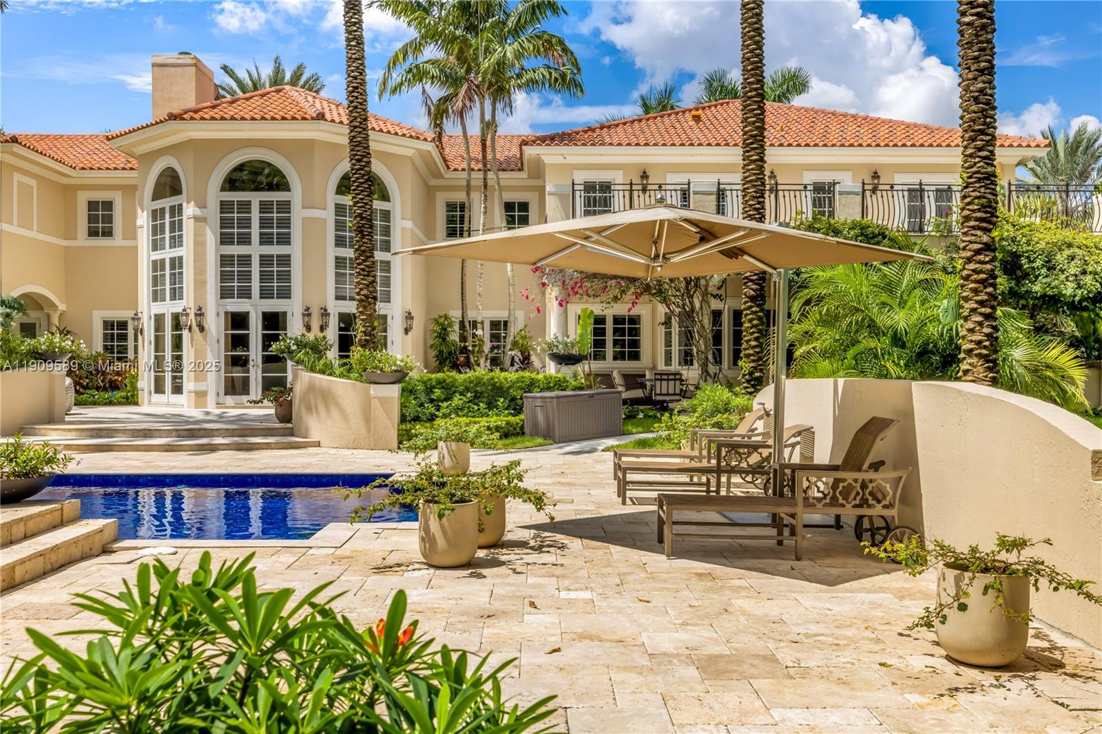 5250 Snapper Crk Rd Coral Gables, FL 33156