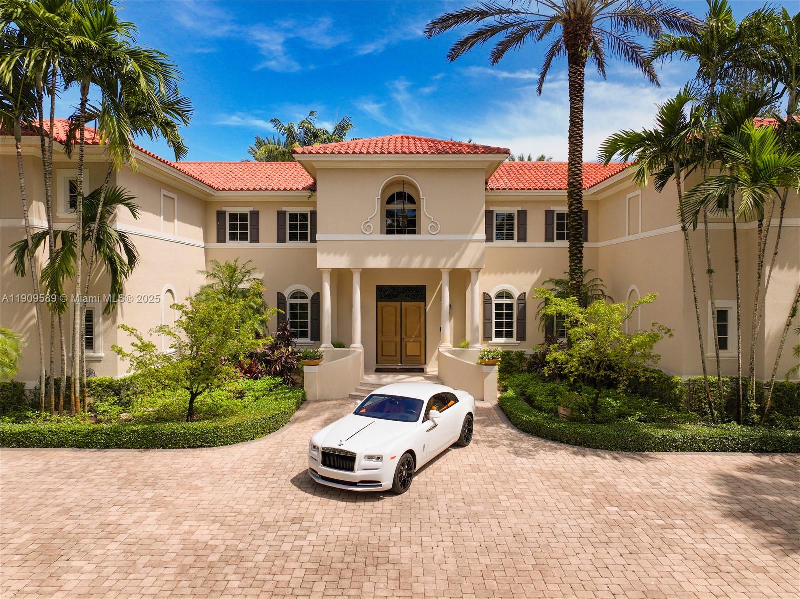 5250 Snapper Crk Rd Coral Gables, FL 33156