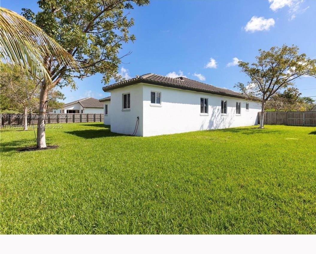 9341 SW 174th St Palmetto Bay, FL 33157
