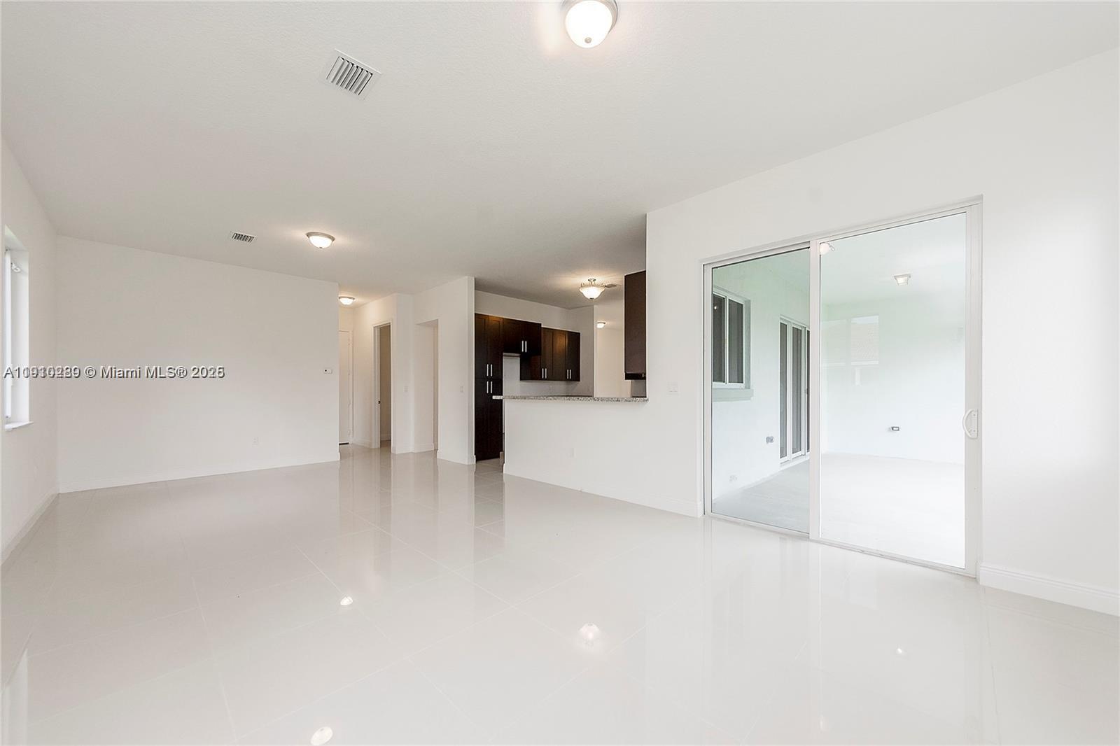 9341 SW 174th St Palmetto Bay, FL 33157