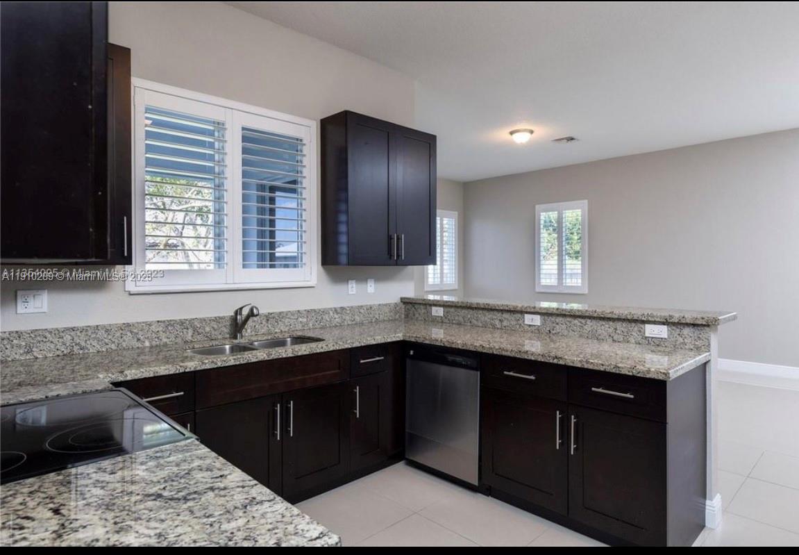 9341 SW 174th St Palmetto Bay, FL 33157