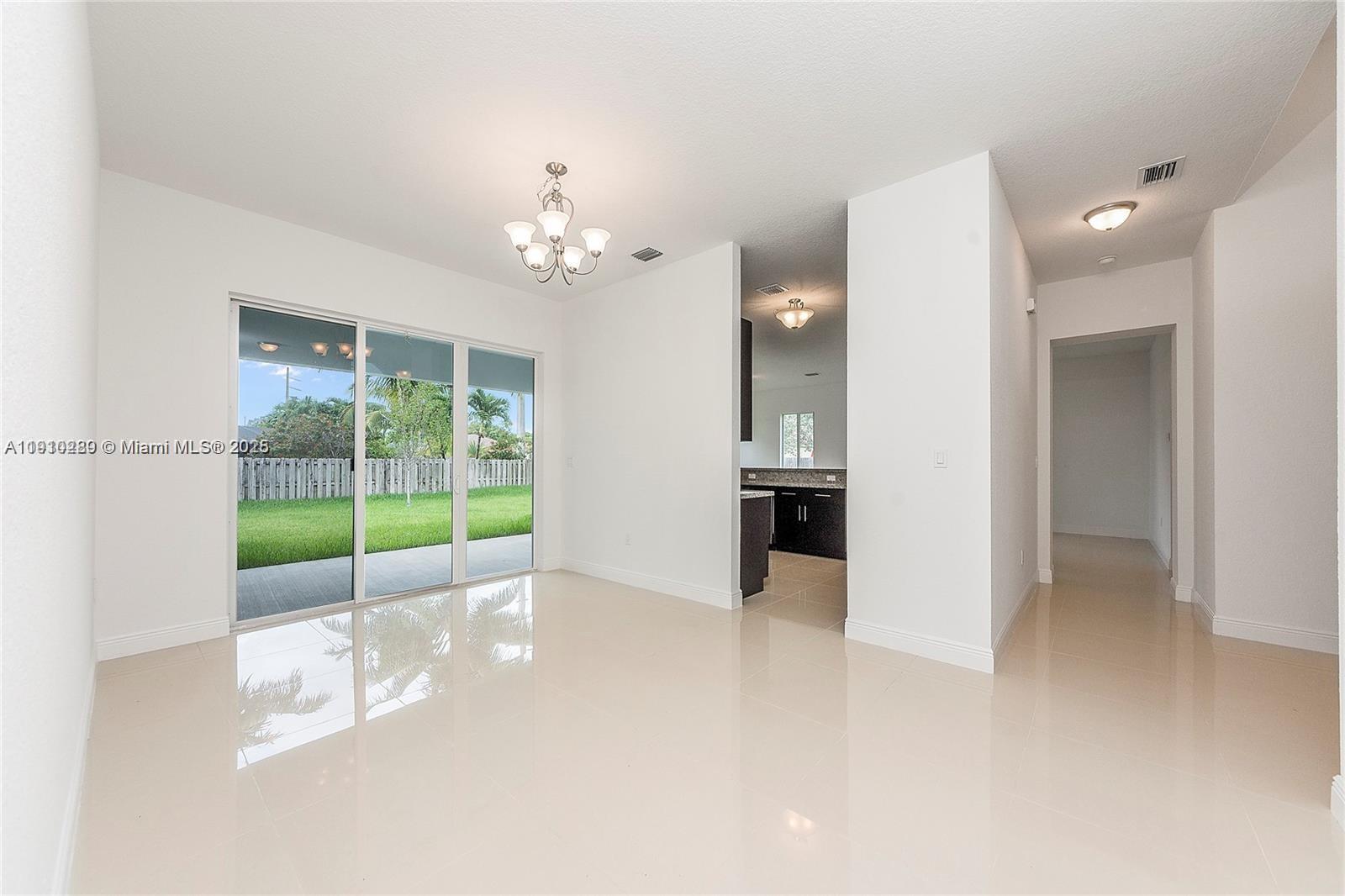 9341 SW 174th St Palmetto Bay, FL 33157