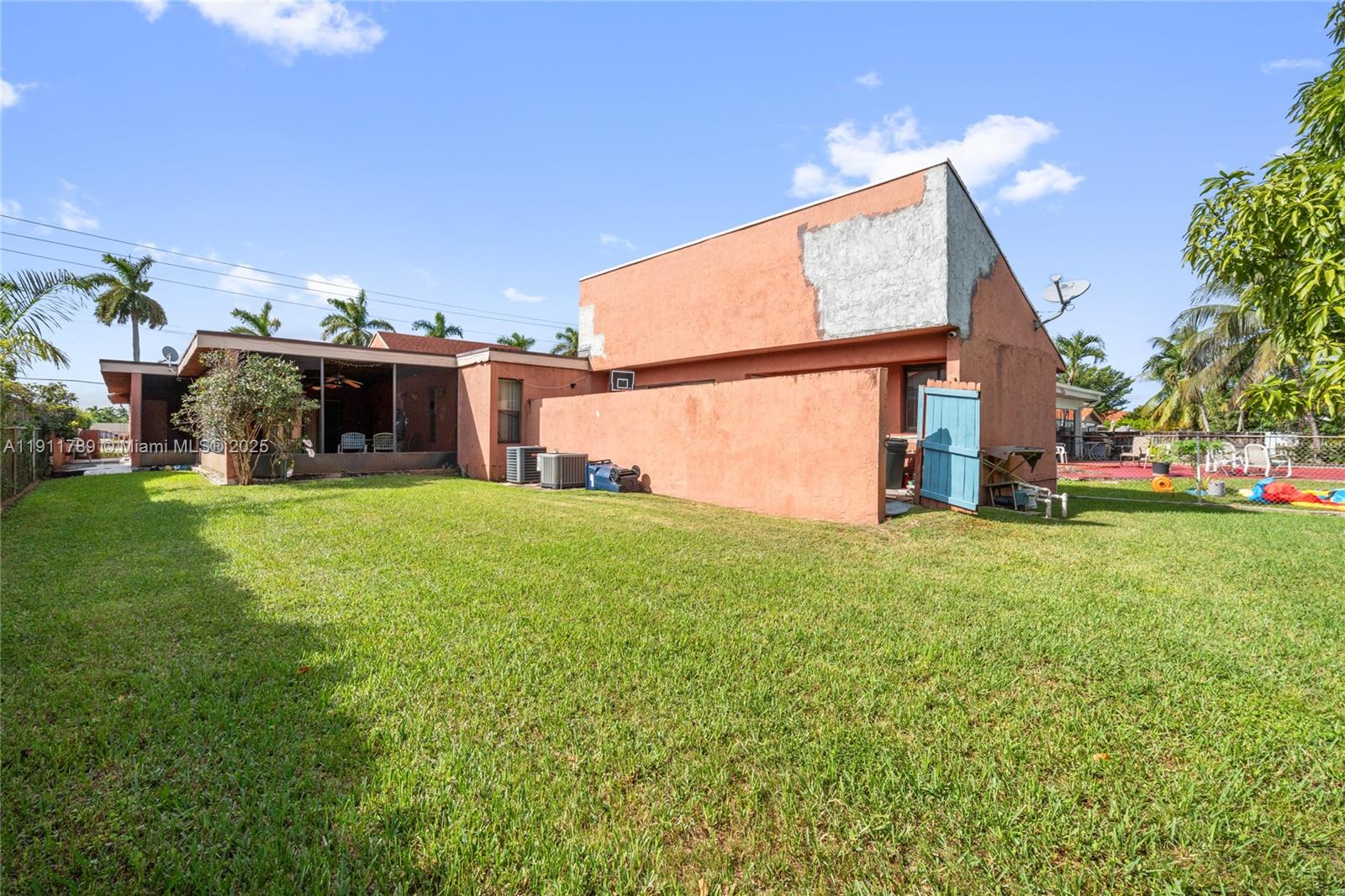 2851 SW 117th Ave Miami, FL 33175