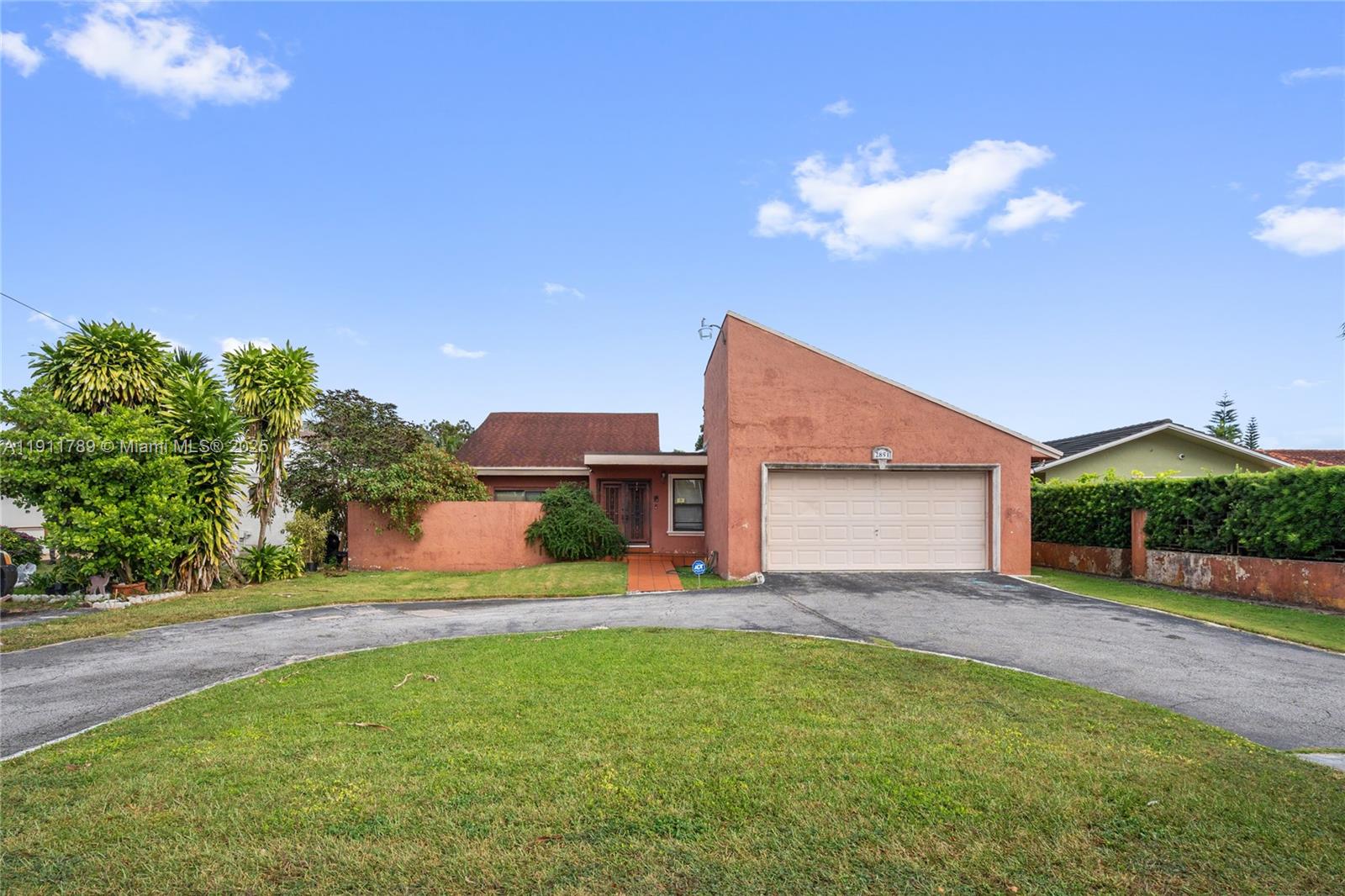 2851 SW 117th Ave Miami, FL 33175